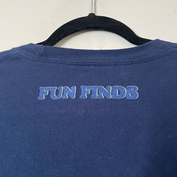 DisneyLand Walt Disney World Fun Finds T Shirt - Picture 9 of 9